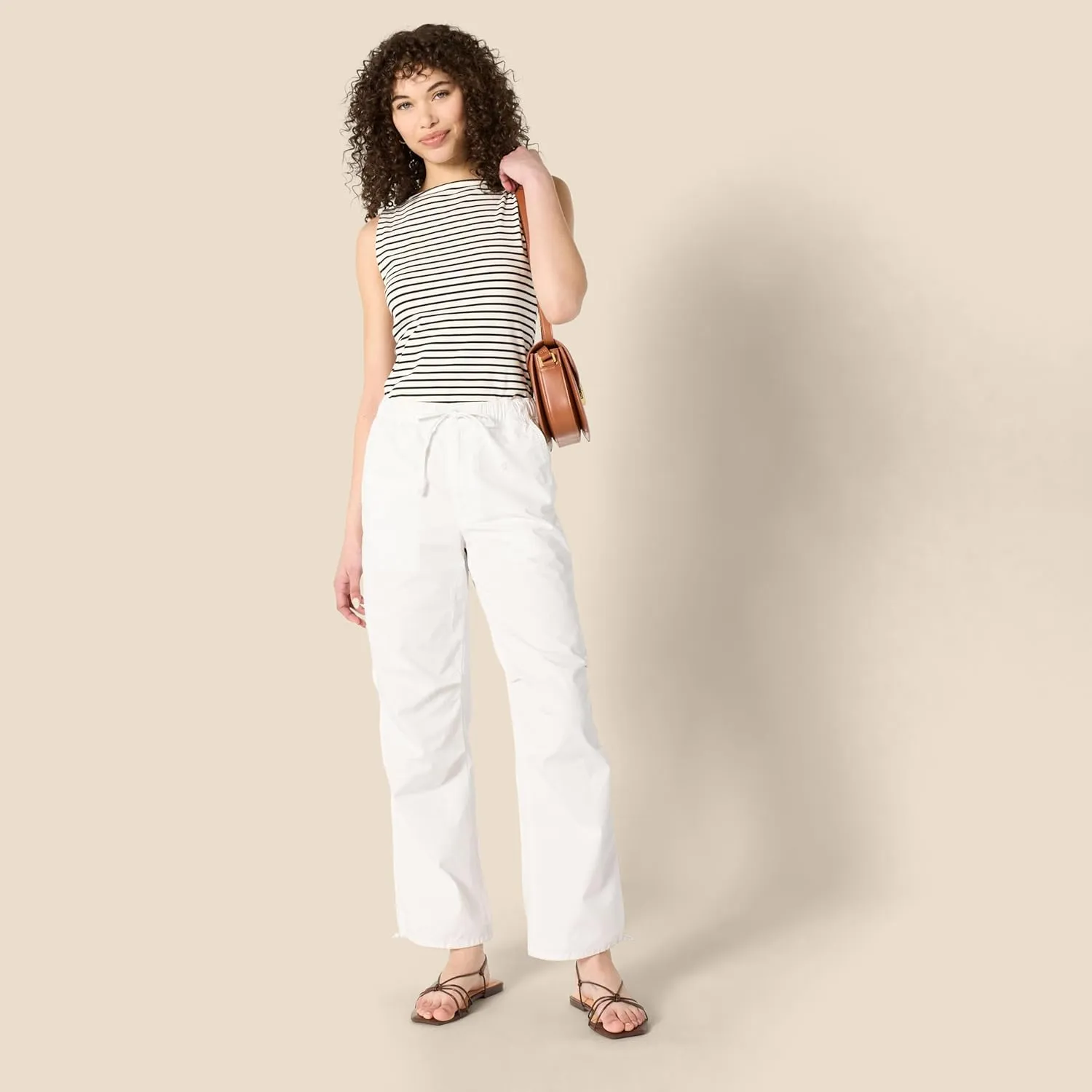 Amazon Essentials Women's Mid-Rise Baggy Loose-Fit Wide-Leg Parachute Pants