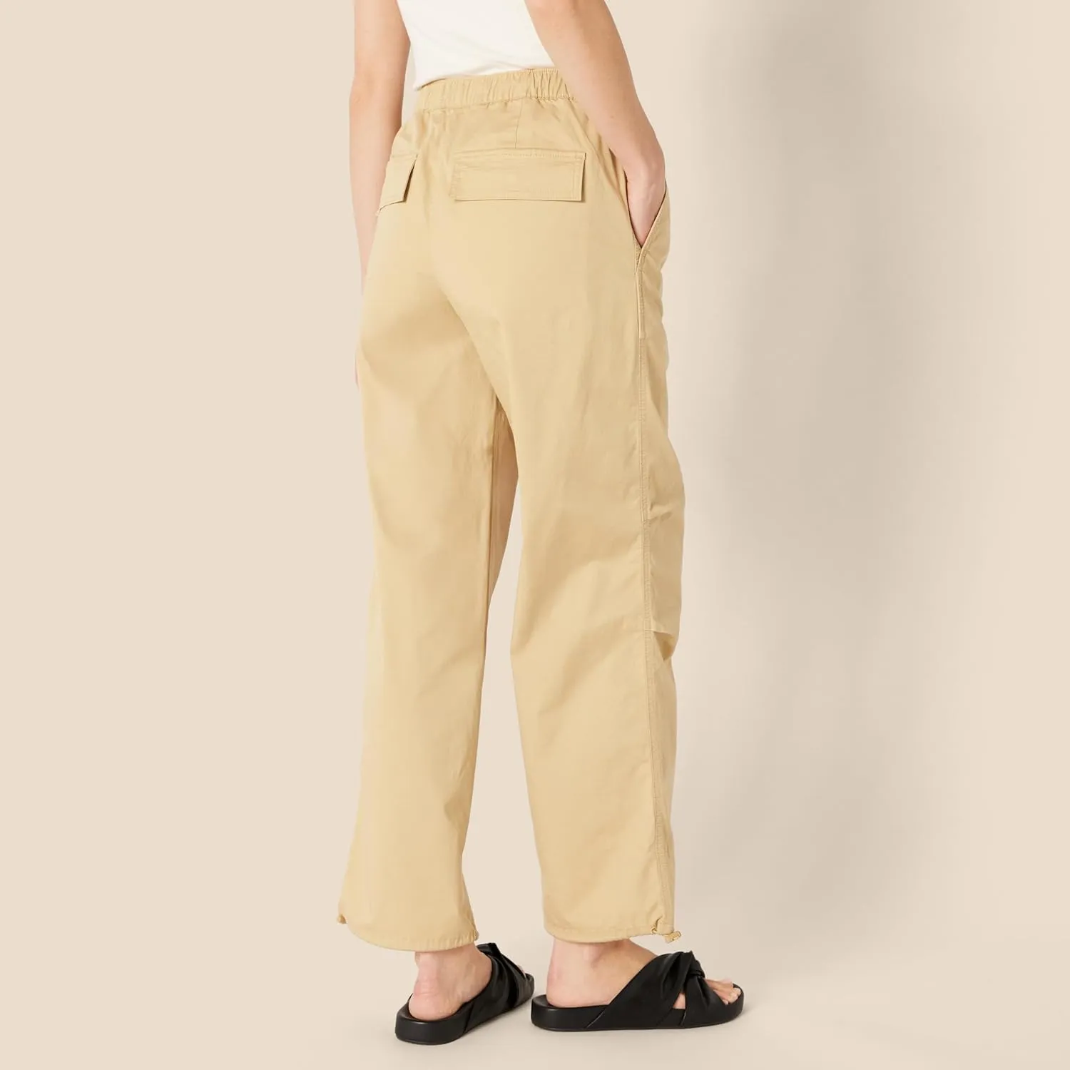 Amazon Essentials Women's Mid-Rise Baggy Loose-Fit Wide-Leg Parachute Pants