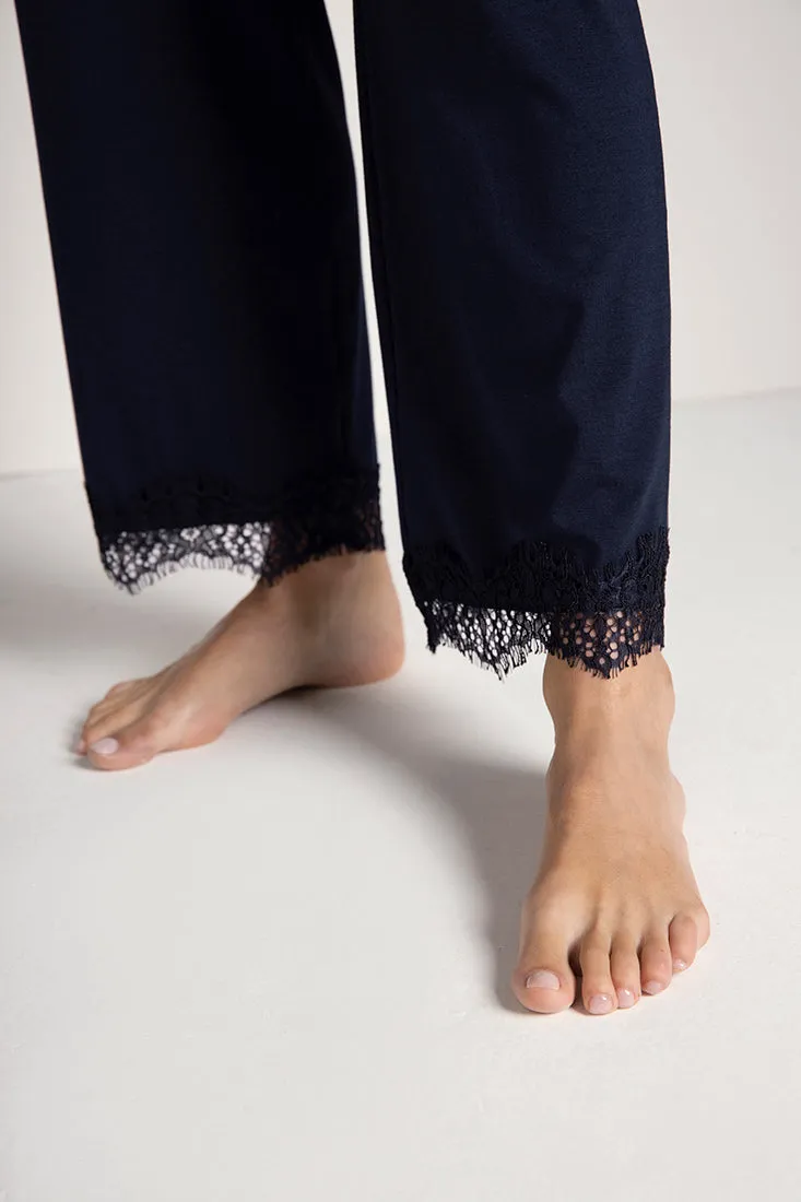 Capri pants