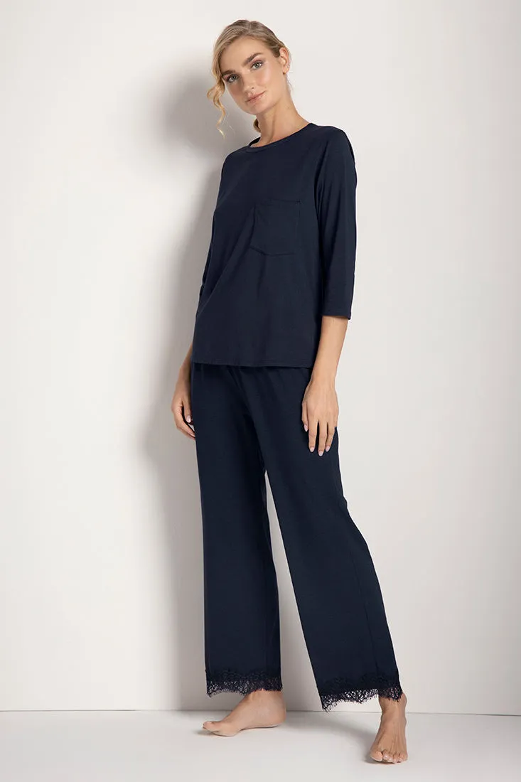 Capri pants