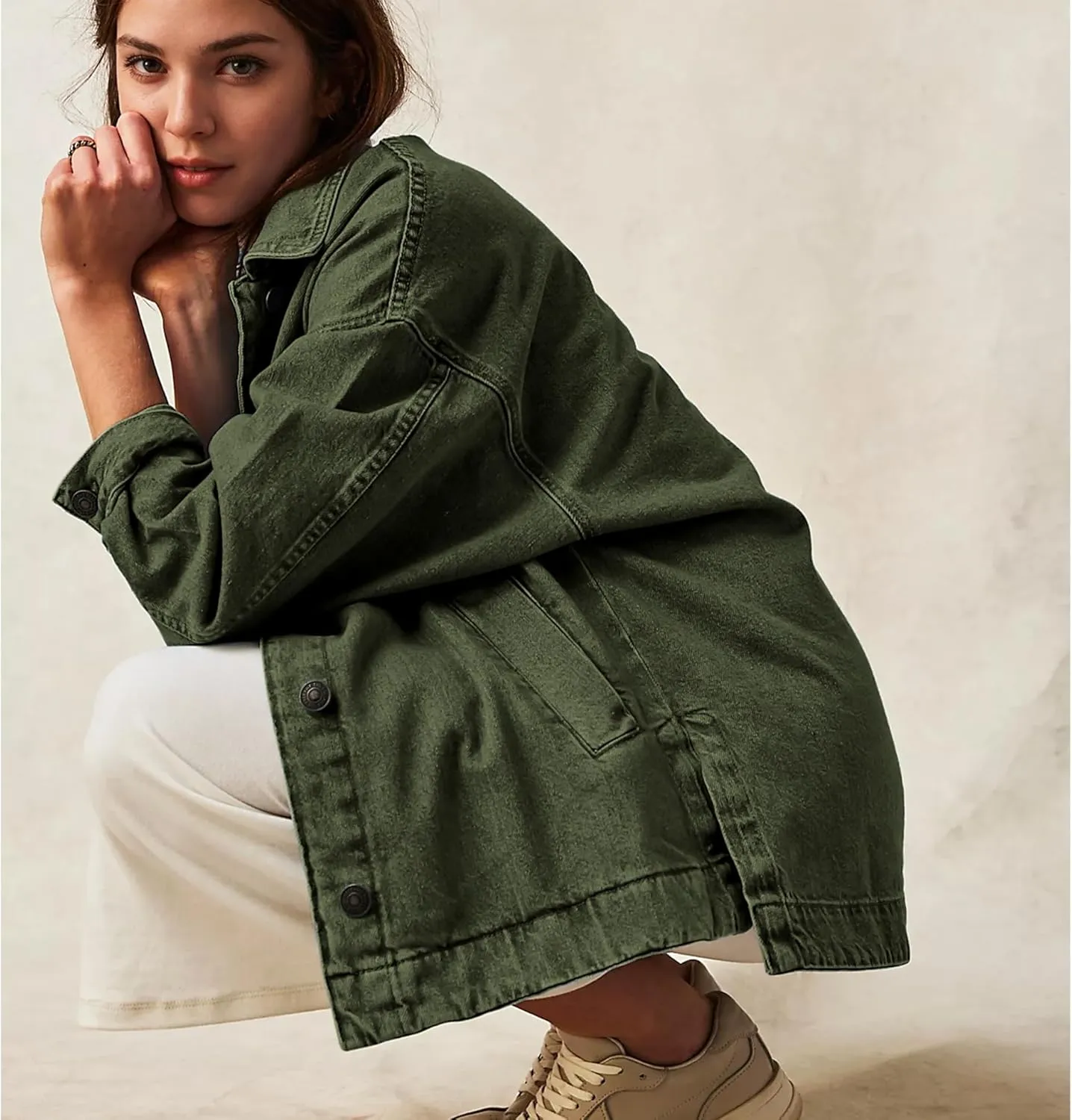 Women Denim Jackets Long Sleeve Plus Size Bottom Down Side Slit Vintage City Jean Jacket Shacket Coat with Pockets